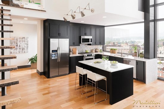 Create a Modern Kitchen with Dark Kitchen Cabinets