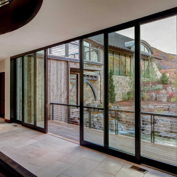 SIGNATURE ULTIMATE LIFT AND SLIDE DOOR